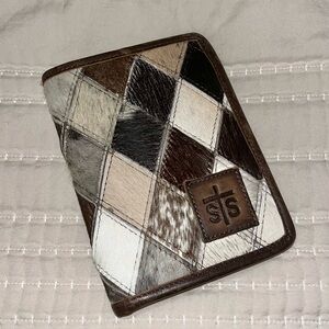 STS Ranchwear Cowhide Wallet